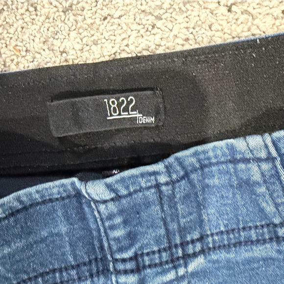 1822 Denim Women's Dark Blue Skinny Jeans - Picture 2 of 5
